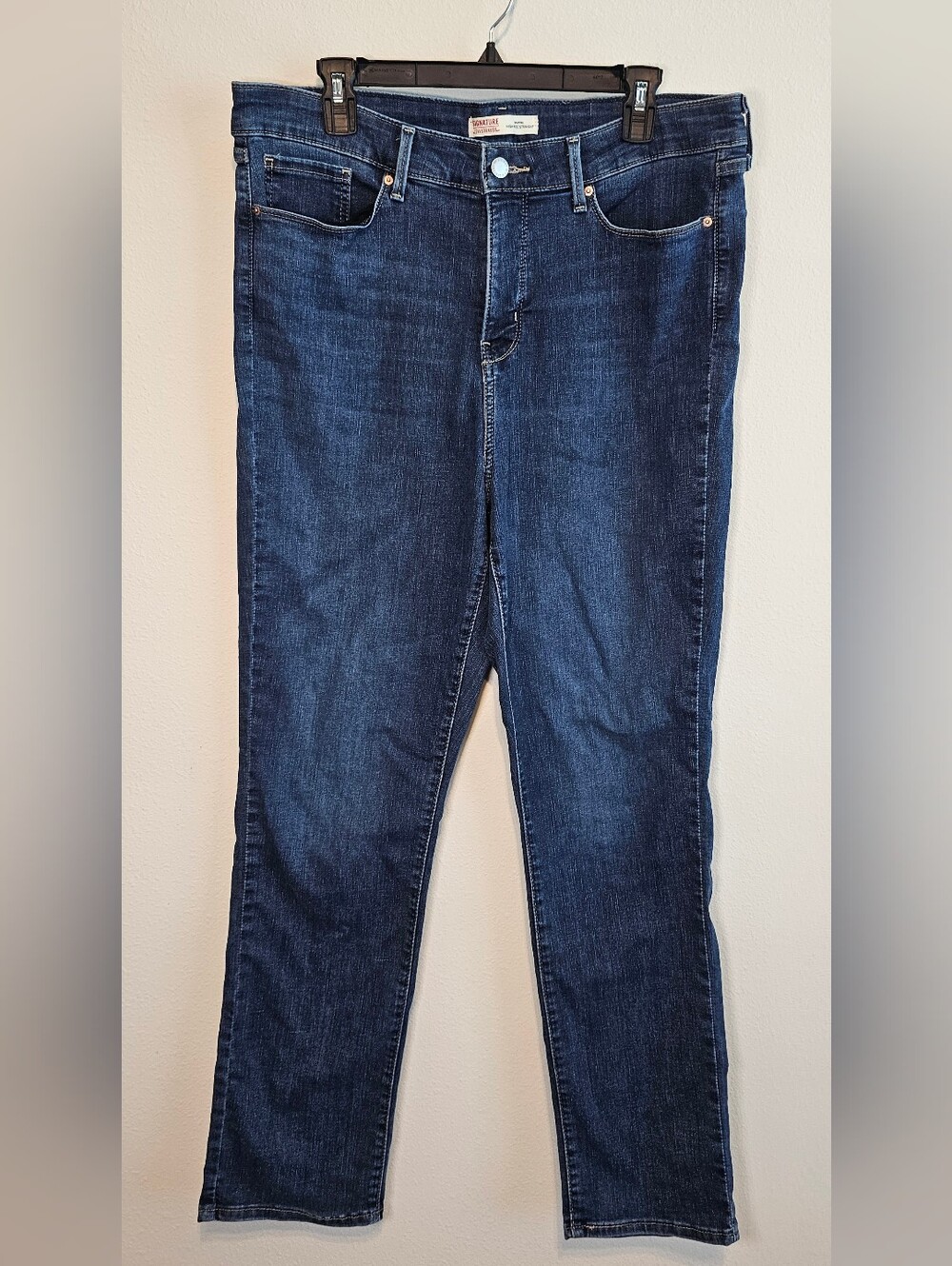 Signature by Levi Strauss Shaping High-Rise Straight Jeans Dark Wash 16 / W33